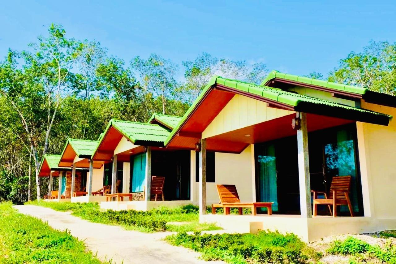 Rinna Resort Koh Mook Exterior photo